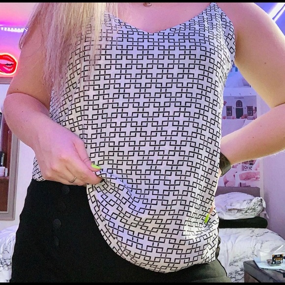 REVERSIBLE stunning tank top - Picture 4 of 5